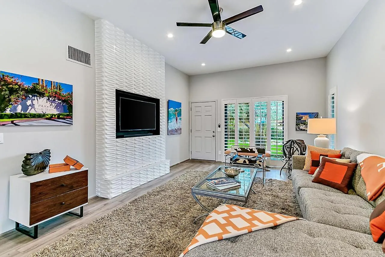 Villa De Las Flores By Acme House Company Palm Springs